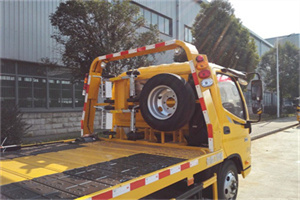 君山区附近汽车搭电救援电话