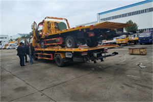 君山区同城汽车补胎