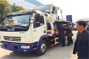 君山区汽车道路救援拖车价格